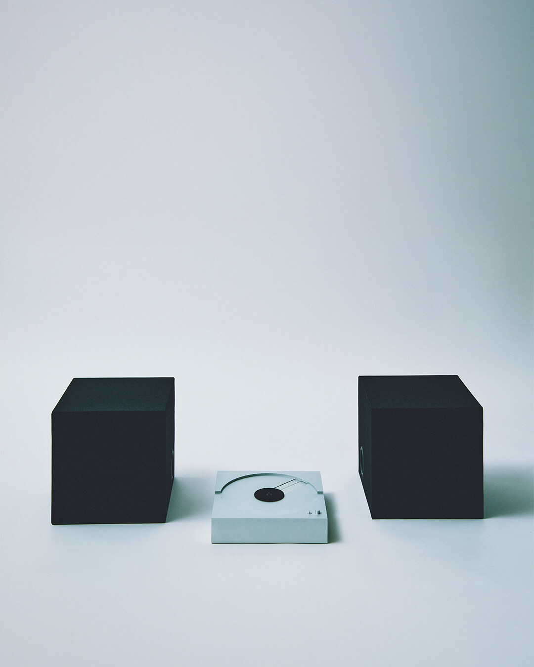 Monolith Turntable Lab 모노리스 알루미늄 턴테이블 PP-1 - 디자인 나침반